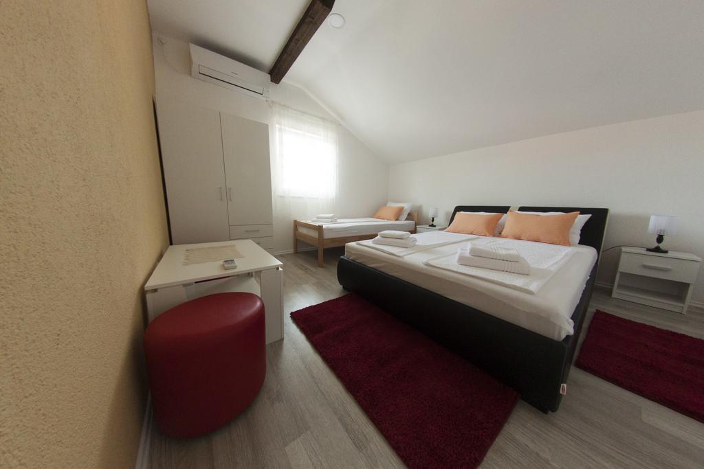 King San Apartment Mostar Room photo